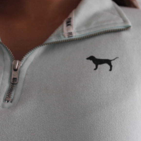 VS Pink Long Sleeve - Picture 2 of 2